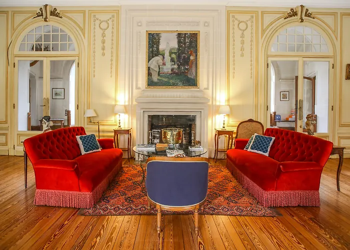 Chateau Du Clair De Lune - Boutique Luxury Hotel